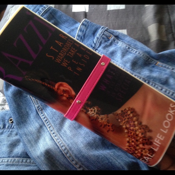 Magazine clutch purse hard case pink closure - Picture 3 of 4